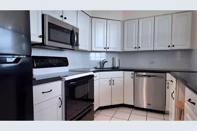 130 Lakeshore Drive #821, North Palm Beach, FL 33408 - Photo 9