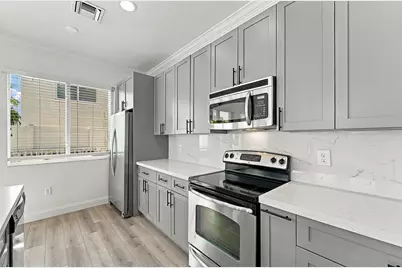 712 SE 2nd Street, Pompano Beach, FL 33060 - Photo 5