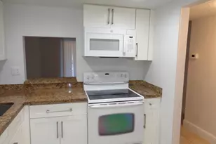 4394 NW 9th Ave, Deerfield Beach, FL 33064 - Photo 5