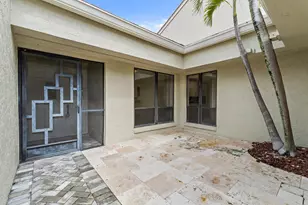 15 Tournament Blvd, Palm Beach Gardens, FL 33418 - Photo 9