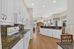 6802 Treves Way, Boynton Beach, FL 33437 - Photo 15