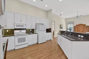6802 Treves Way, Boynton Beach, FL 33437 - Photo 11