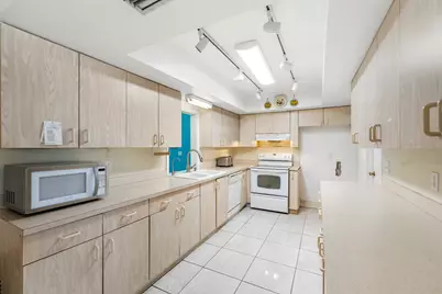 138 Sandpiper Avenue, Royal Palm Beach, FL 33411 - Photo 13