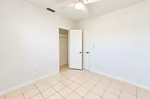 835 Fernwood Dr, West Palm Beach, FL 33405 - Photo 15