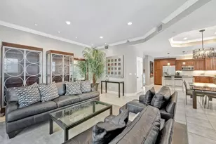 2685 NE 9th Ave, Wilton Manors, FL 33334 - Photo 15