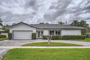 104 St Cloud Ln, Boca Raton, FL 33431 - Photo 1