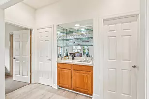 807 Carolina Cir SW, Vero Beach, FL 32962 - Photo 13