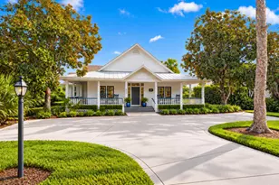 807 Carolina Cir SW, Vero Beach, FL 32962 - Photo 1
