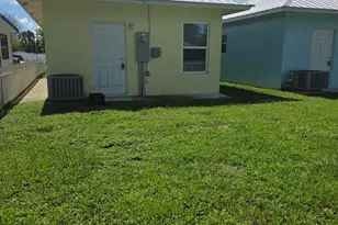 4587 Cambridge St, Lake Worth Beach, FL 33463 - Photo 5