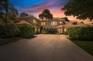 11821 Pebblewood Dr, Wellington, FL 33414 - Photo 1