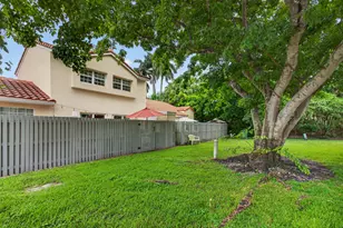 1593 Springside Dr, Weston, FL 33326 - Photo 35