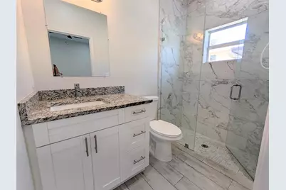 1562 W 26th Court, Riviera Beach, FL 33404 - Photo 7