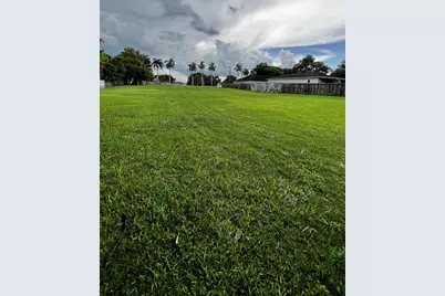 2179 Bacom Point Road, Pahokee, FL 33476 - Photo 5