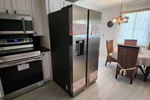 4033 Hythe B, Boca Raton, FL 33434 - Photo 27