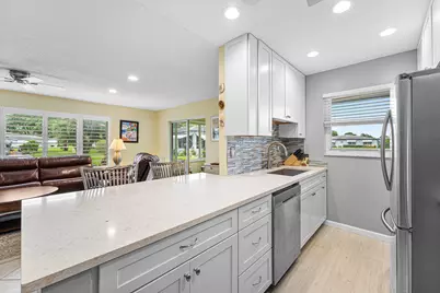 572 High Point Drive #D, Delray Beach, FL 33445 - Photo 9