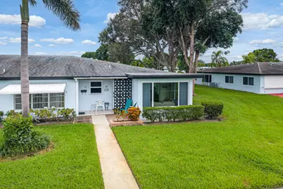 572 High Point Drive #D, Delray Beach, FL 33445 - Photo 29