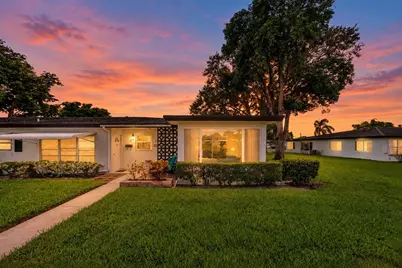 572 High Point Drive #D, Delray Beach, FL 33445 - Photo 3
