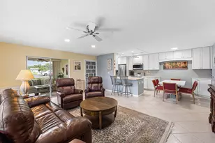 572 High Point Dr, Delray Beach, FL 33445 - Photo 7
