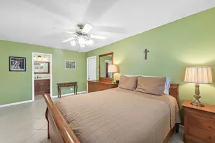 572 High Point Dr, Delray Beach, FL 33445 - Photo 19