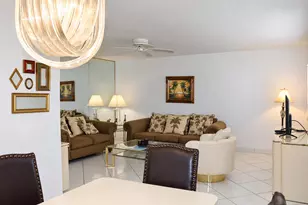 209 Waterford, Delray Beach, FL 33446 - Photo 3