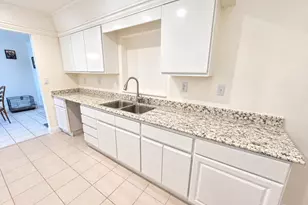 12411 SW 10th Ct, Davie, FL 33325 - Photo 7