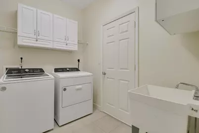 6815 SE Twin Oaks Circle, Stuart, FL 34997 - Photo 31