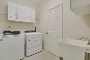 6815 SE Twin Oaks Cir, Stuart, FL 34997 - Photo 31