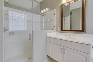 6815 SE Twin Oaks Cir, Stuart, FL 34997 - Photo 23