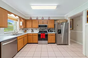 3320 Sunrise Blvd, Fort Pierce, FL 34982 - Photo 7