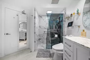 347 N New River Dr E, Fort Lauderdale, FL 33301 - Photo 25