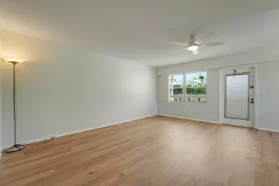 290 Dorset G, Boca Raton, FL 33434 - Photo 7