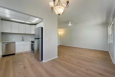 290 Dorset G, Boca Raton, FL 33434 - Photo 5