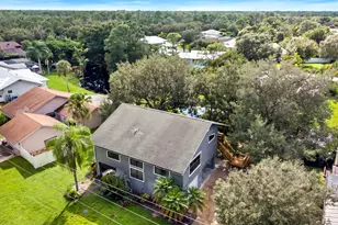 8070 SE River Ln, Stuart, FL 34997 - Photo 23