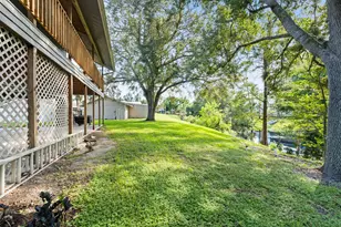 8070 SE River Ln, Stuart, FL 34997 - Photo 5