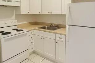1151 NE 17th Ct, Fort Lauderdale, FL 33305 - Photo 5