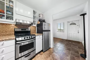 2381 Sunset Ave, Lake Worth Beach, FL 33461 - Photo 3