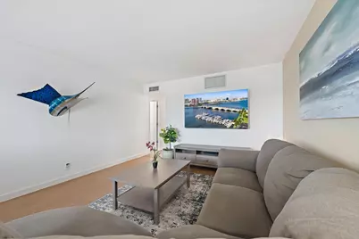 2381 Sunset Avenue #306, Lake Worth Beach, FL 33461 - Photo 5