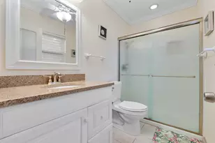 2424 NE 9th St, Fort Lauderdale, FL 33304 - Photo 15