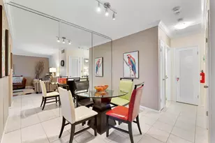 2424 NE 9th St, Fort Lauderdale, FL 33304 - Photo 9