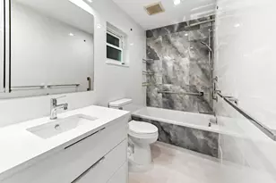 400 NE 20th St, Boca Raton, FL 33431 - Photo 21
