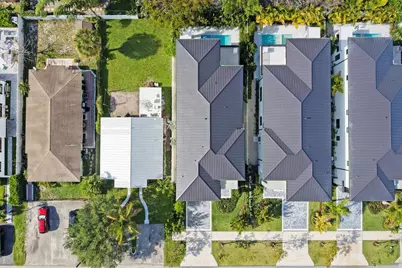 237 NE 11th Street, Delray Beach, FL 33444 - Photo 5