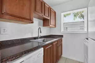 2160 NE 42nd Ct, Lighthouse Point, FL 33064 - Photo 9