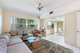 3980 Oaks Clubhouse Dr, Pompano Beach, FL 33069 - Photo 17