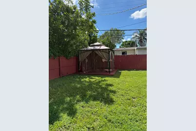 7440 Freedom Street, Hollywood, FL 33024 - Photo 19