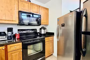 3870 Victoria Dr, West Palm Beach, FL 33406 - Photo 11