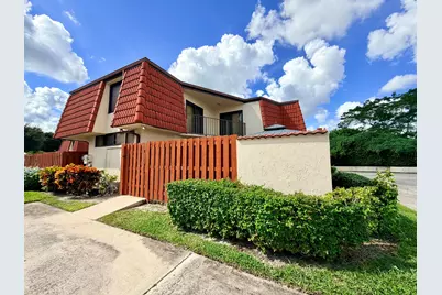 3870 Victoria Drive, West Palm Beach, FL 33406 - Photo 3