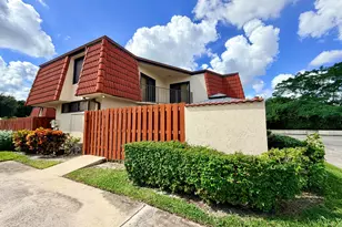 3870 Victoria Dr, West Palm Beach, FL 33406 - Photo 3