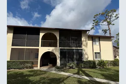 131 Lake Pine Circle #D2, Greenacres, FL 33463 - Photo 1