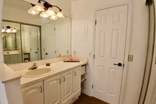 4131 Palm Bay Cir, West Palm Beach, FL 33406 - Photo 13