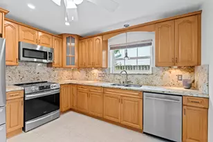 5611 SW 97th Terrace, Cooper City, FL 33328 - Photo 7